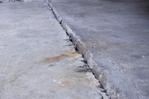 concrete crack repairs